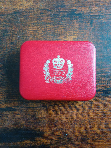 Boxed 1977 silver jubilee - 1977,