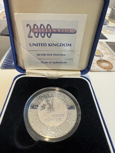 1oz fine silver 5pound coin - 1oz,