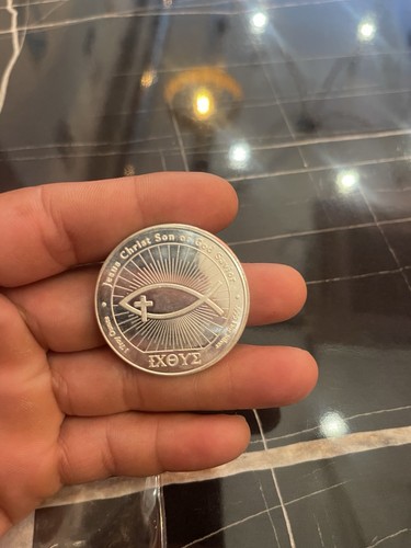 999 silver round jesus - 1, oz