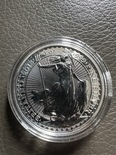 Royal mint 2018 - dog, privy